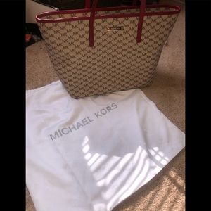 Authentic Michael Kors Monogram tote LG